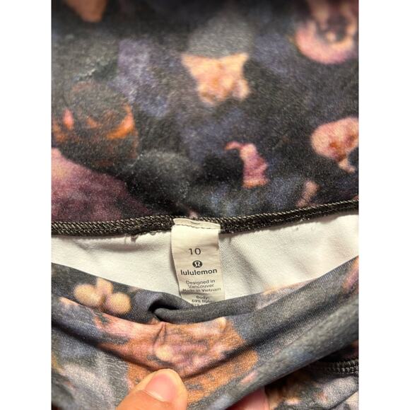 Women’s Lululemon Athletica‎ Leggings - Picture 4 of 4